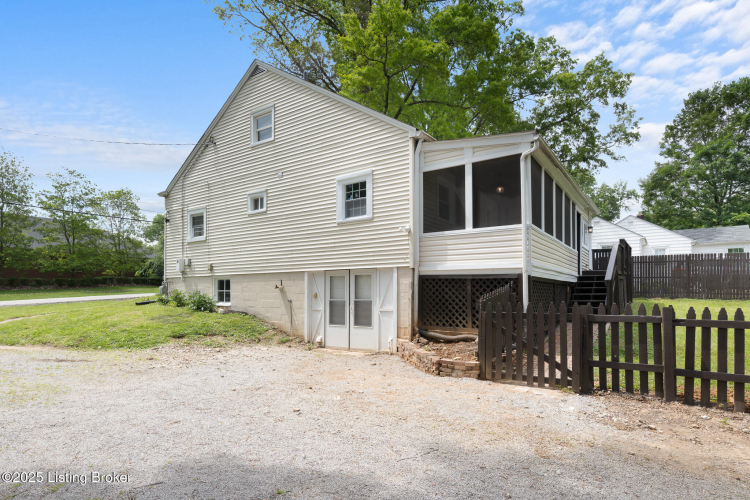 Listing Image 47