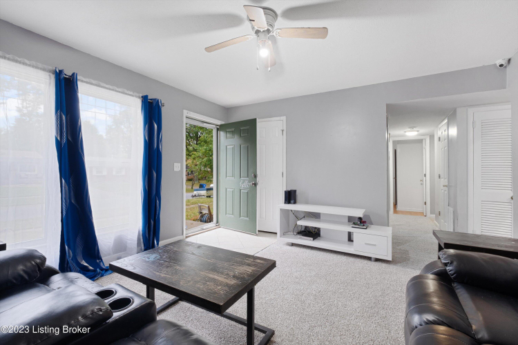 Listing Image 5