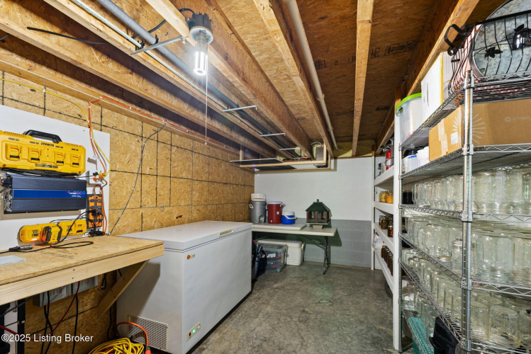 Listing Image 92
