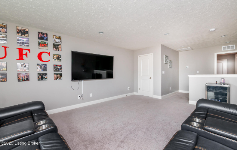 Listing Image 47