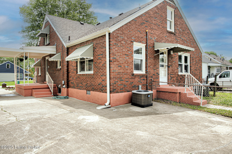 Listing Image 39