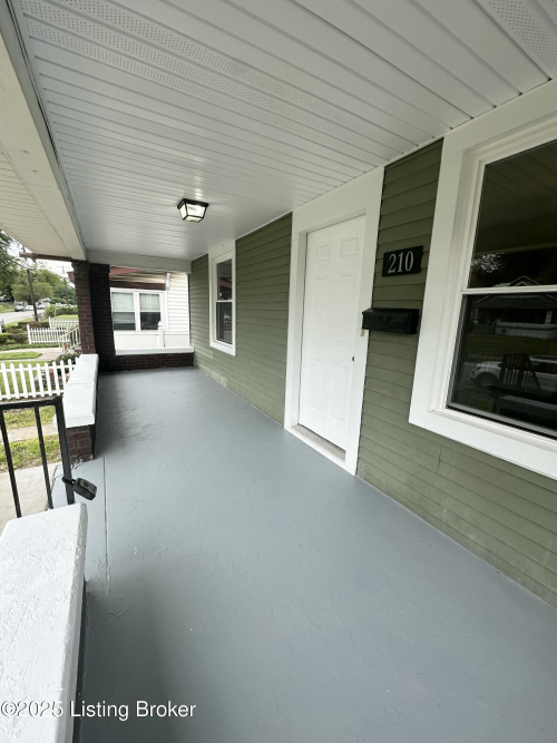 Listing Image 10