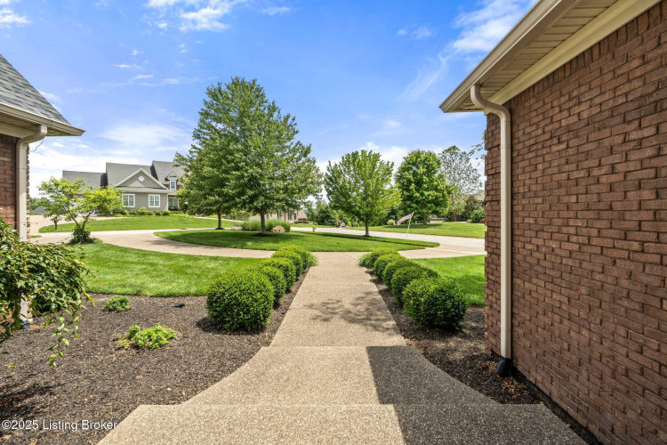 Listing Image 57