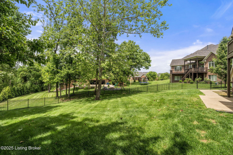 Listing Image 68