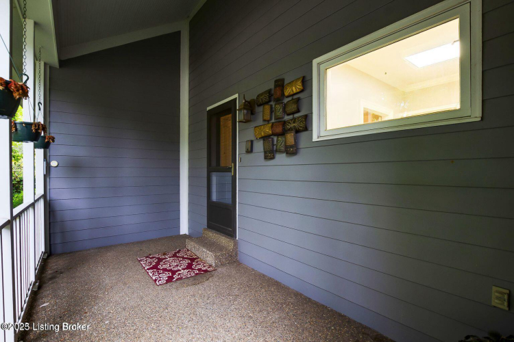 Listing Image 106