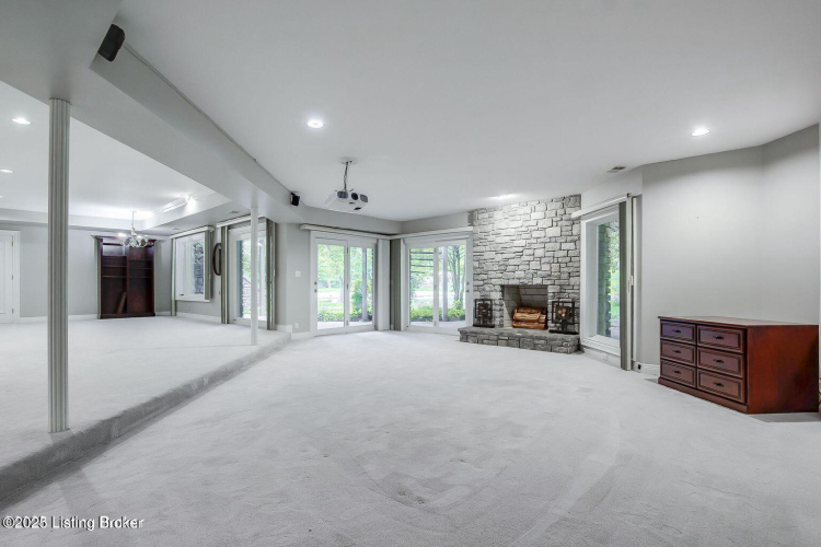 Listing Image 86