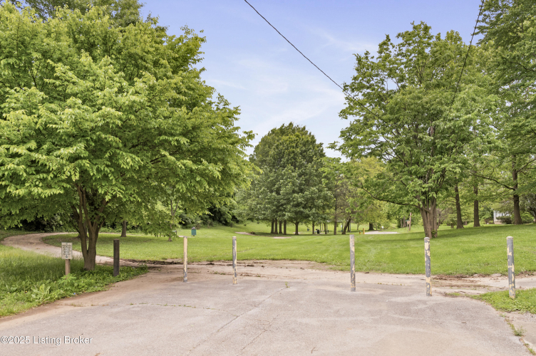 Listing Image 33