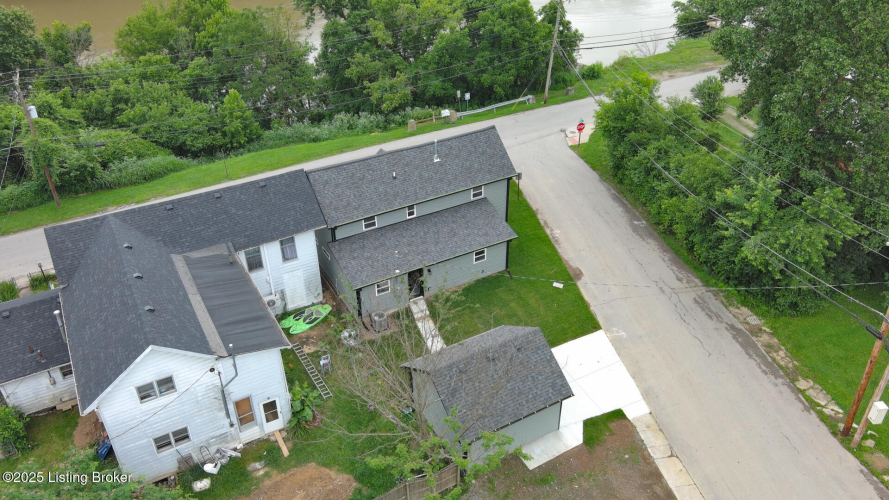 Listing Image 44