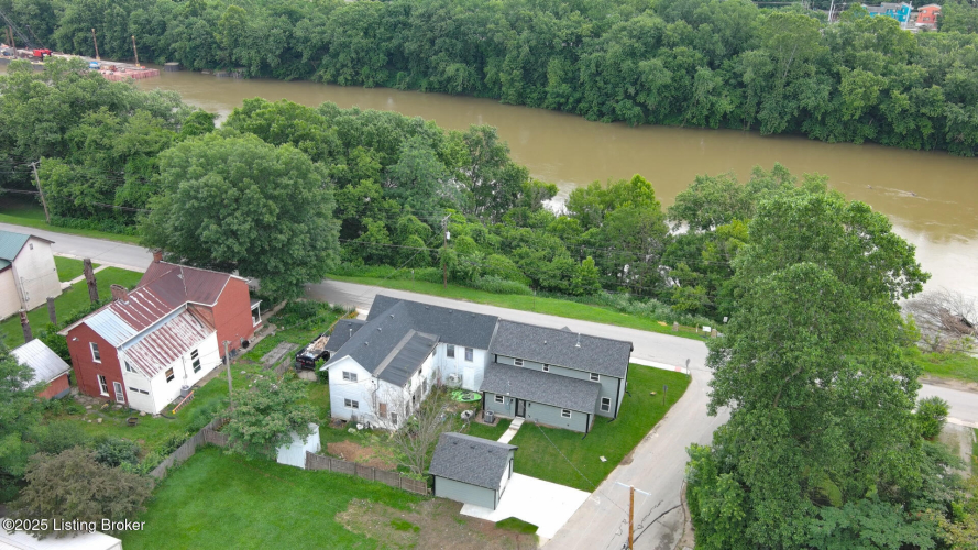 Listing Image 46