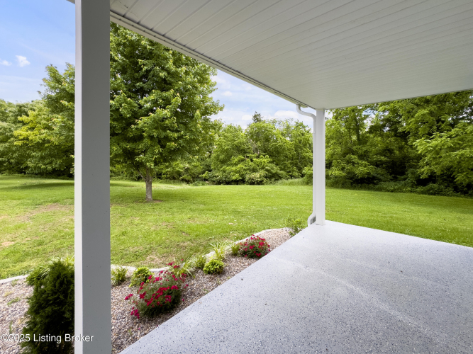 Listing Image 17