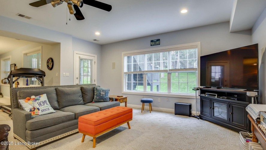 Listing Image 56