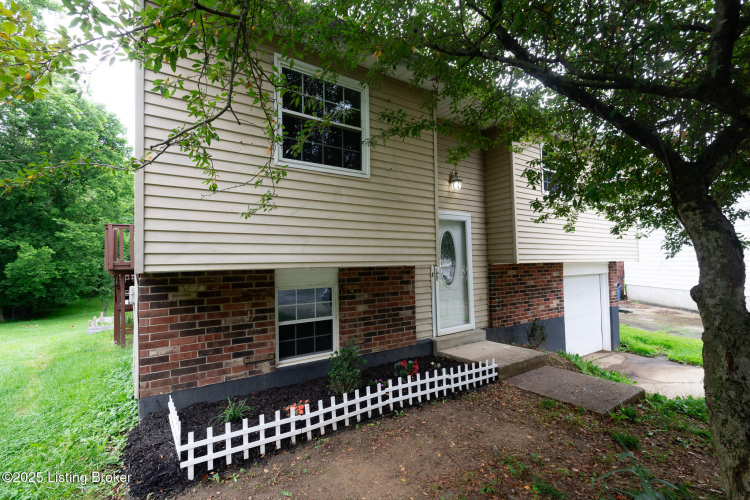 Listing Image 49