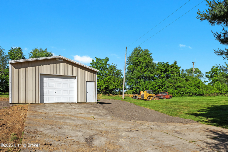 Listing Image 40