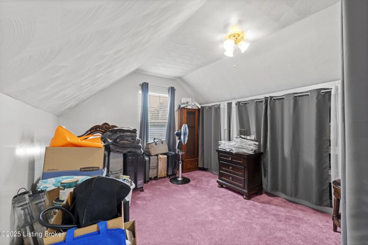 Listing Image 37