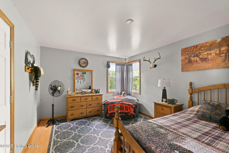 Listing Image 82