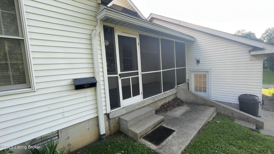 Listing Image 41