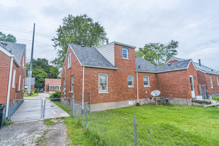 Listing Image 14