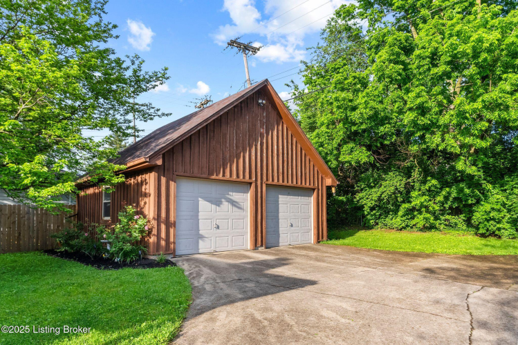 Listing Image 56