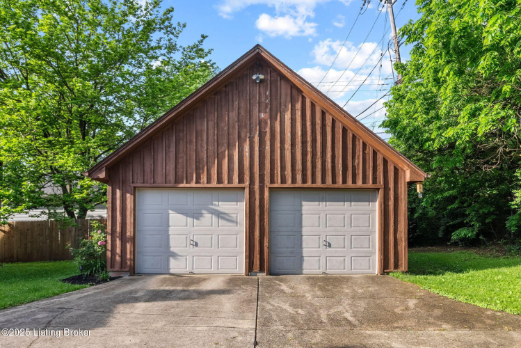 Listing Image 57