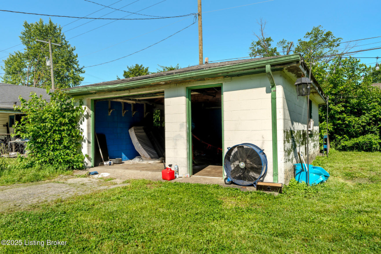Listing Image 17