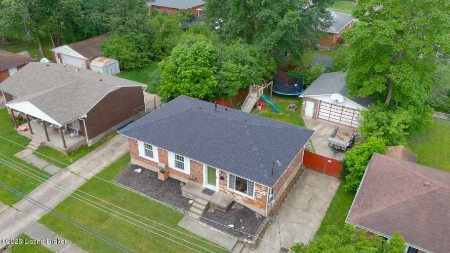 Listing Image 11