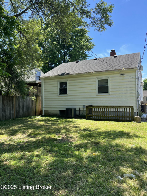 Listing Image 19