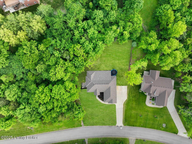 Listing Image 52
