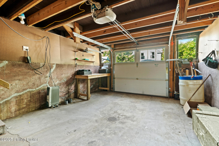 Listing Image 44