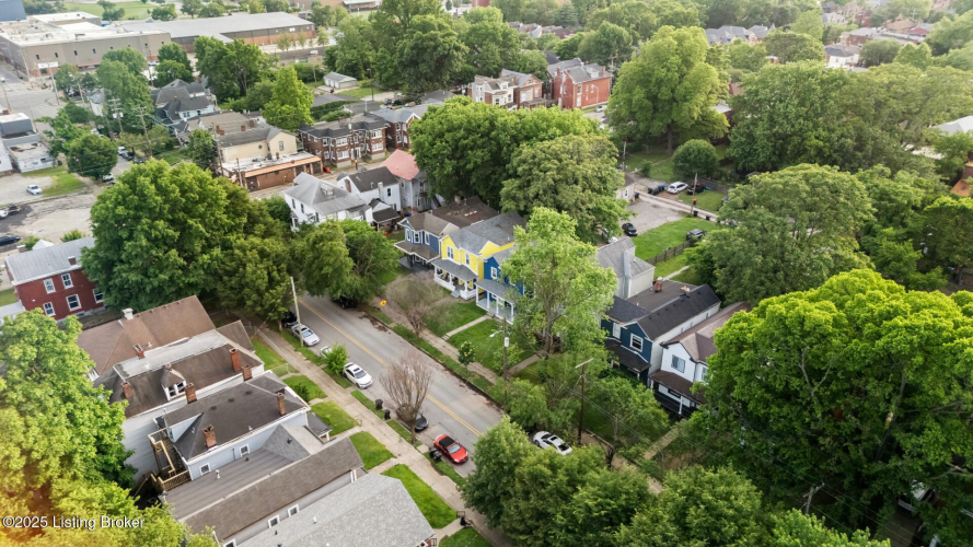 Listing Image 12
