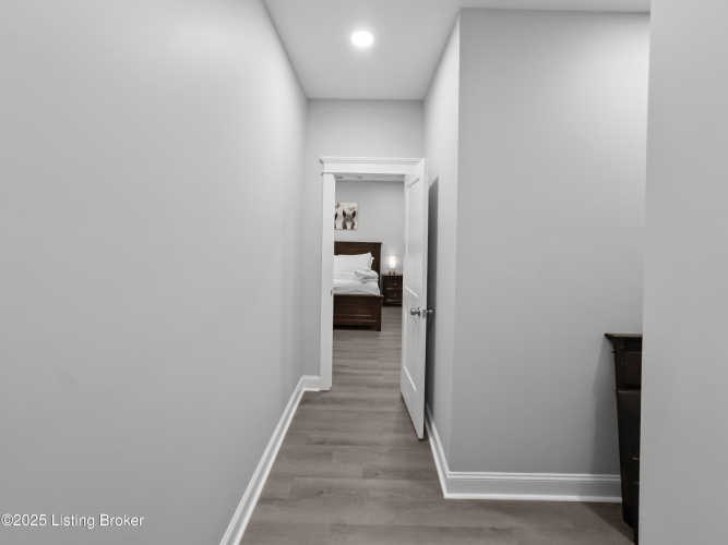 Listing Image 55
