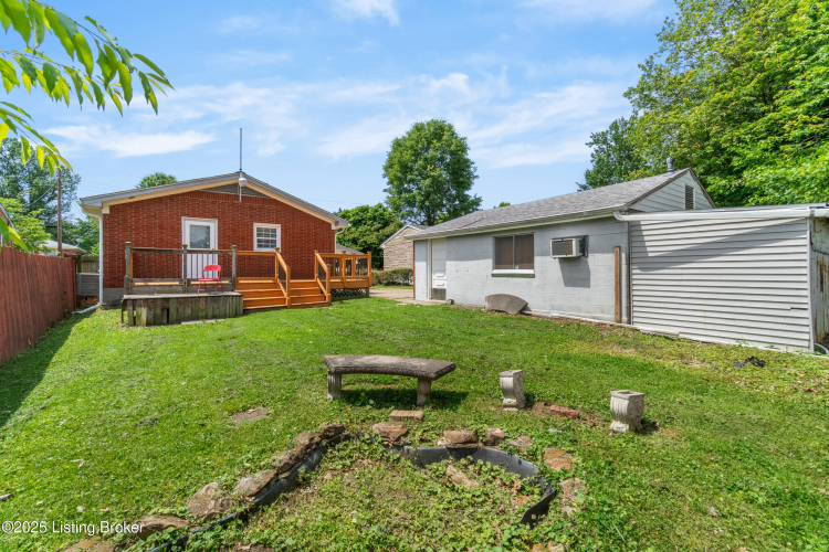 Listing Image 10