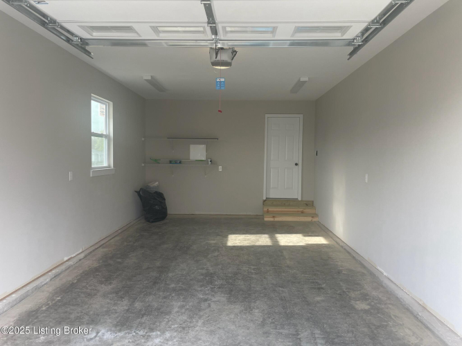 Listing Image 36