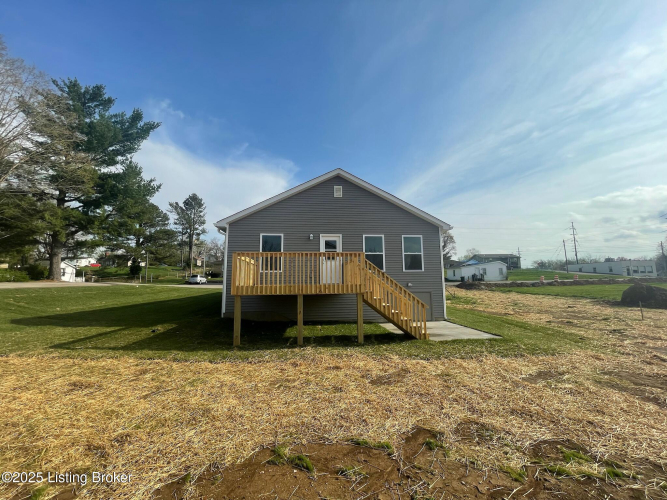 Listing Image 5