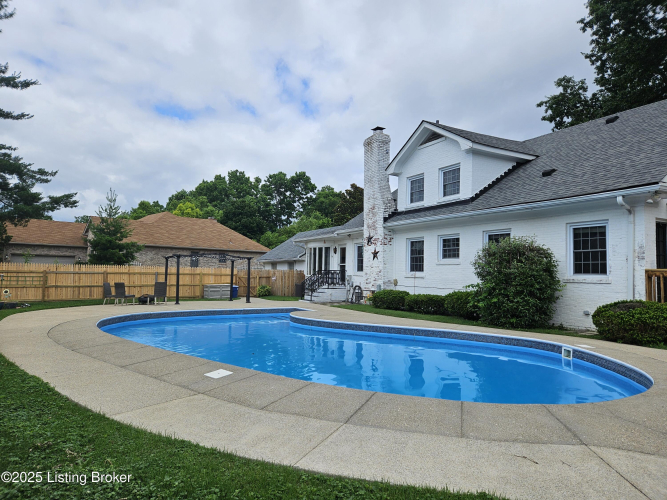 Listing Image 82