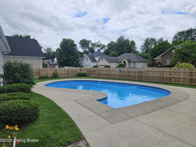 Listing Image 83