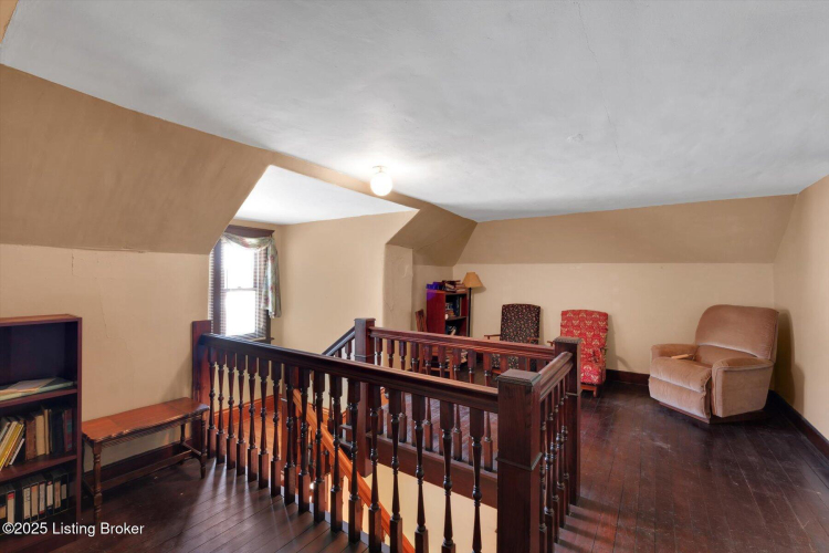 Listing Image 31