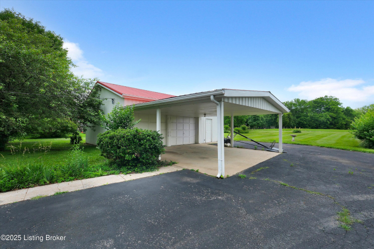 Listing Image 41