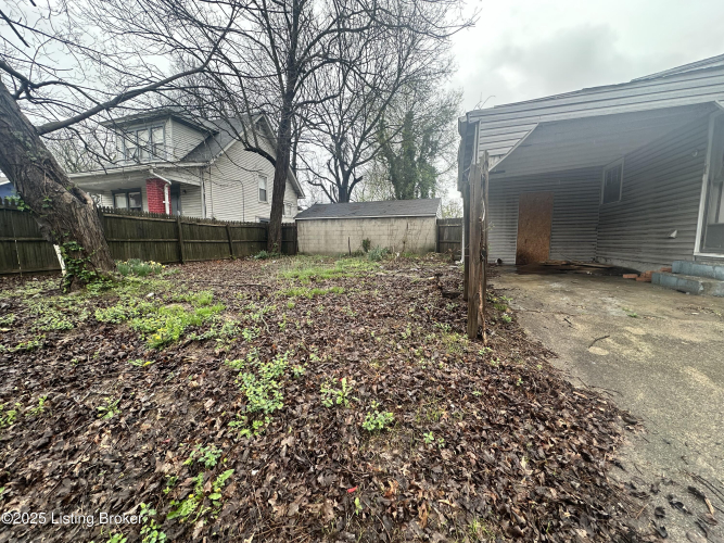 Listing Image 17