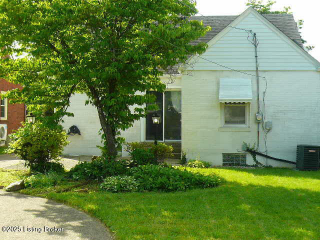 Listing Image 24