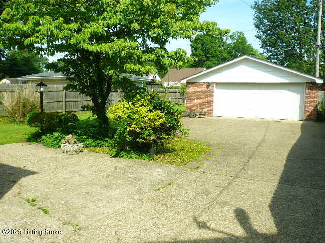 Listing Image 26