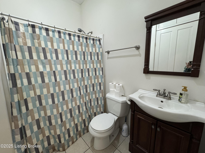Listing Image 42