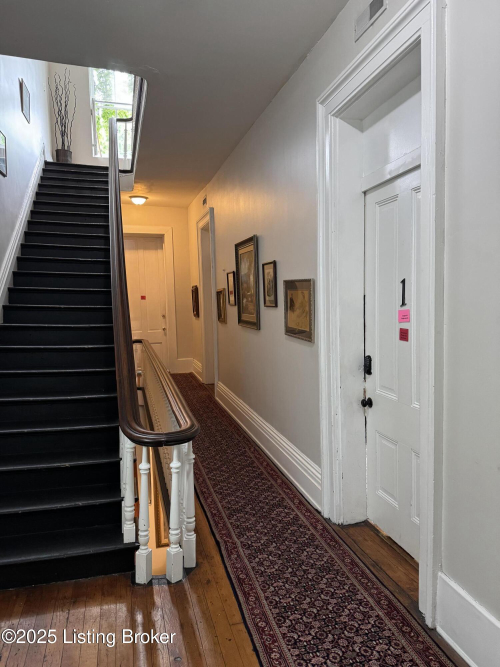 Listing Image 58