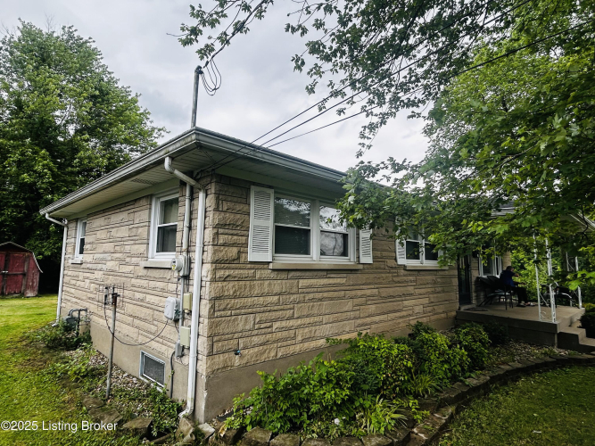 Listing Image 33