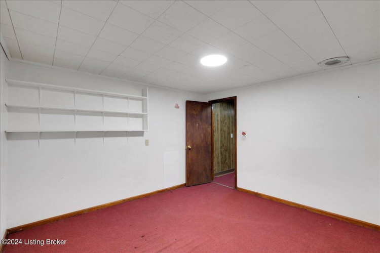 Listing Image 33