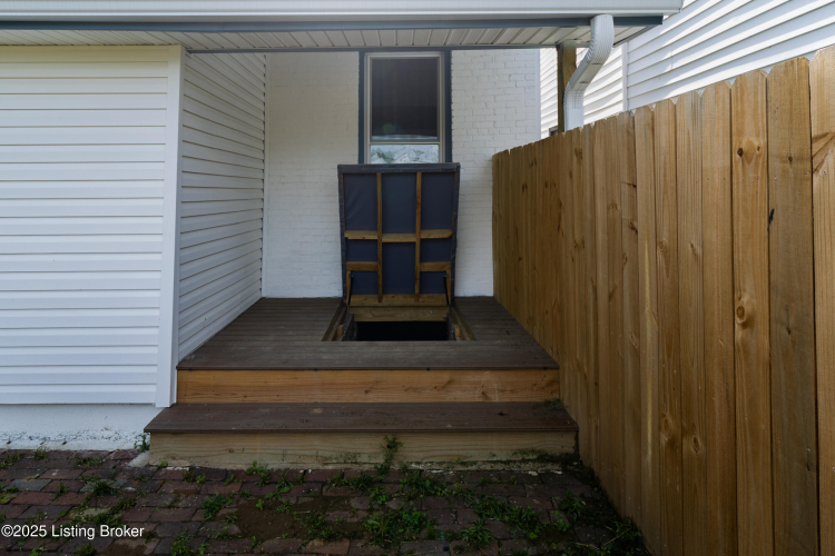 Listing Image 22