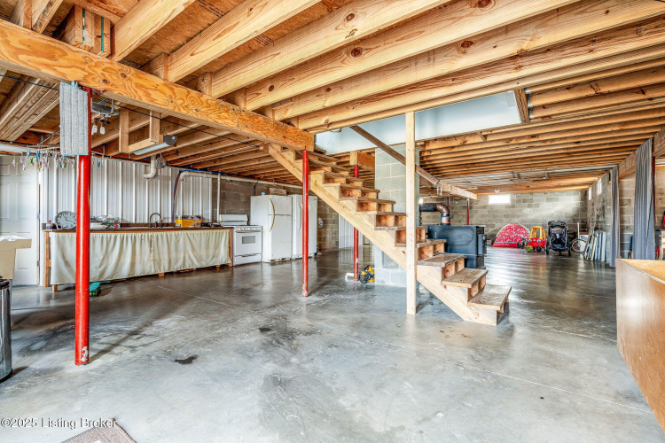 Listing Image 43