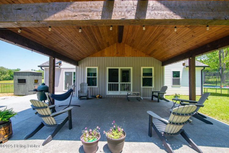 Listing Image 59