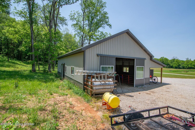 Listing Image 66