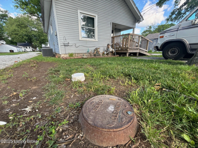 Listing Image 18