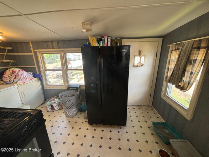 Listing Image 35